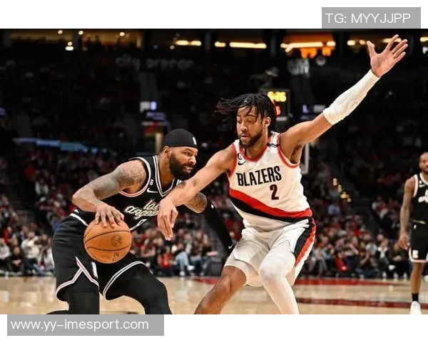 沃特福德上半场表现抢眼6投4中贡献13分4助攻正负值7